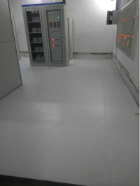 郑州陶瓷防静电地板浅析对机房会有什么危害